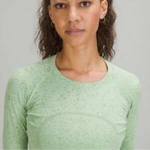 Women's Lululemon Swiftly Tech Long Sleeve 2.0
Tech - Size 8